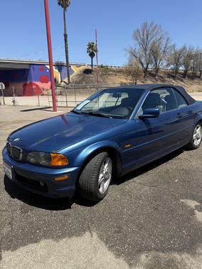 2002 BMW 325 Cic
