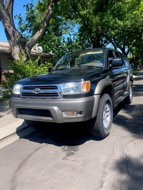 1999 Toyota 4Runner Limited 4WD