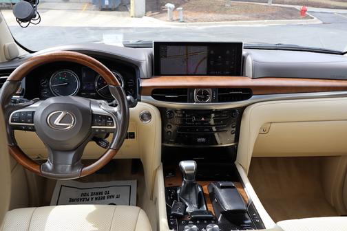 2016 Lexus LX 570 Base