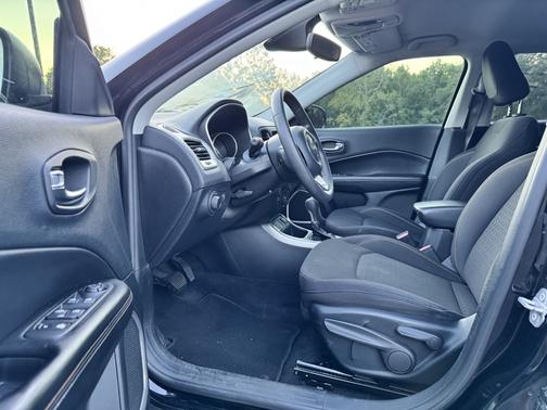 2019 Jeep Compass Sport
