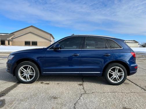 2016 Audi Q5 2.0T Premium Plus