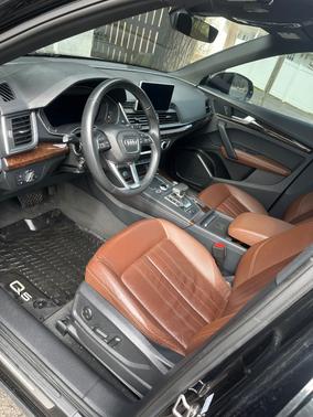 Black 2019 Audi Q5 2.0T Premium Plus