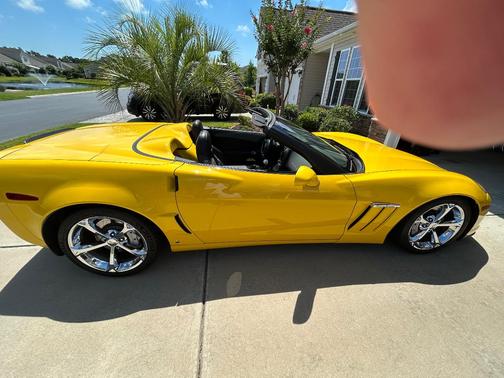 Yellow 2010 Chevrolet Corvette Grand Sport