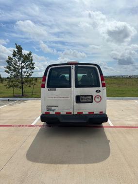 White 2007 Chevrolet Express 1500 Cargo
