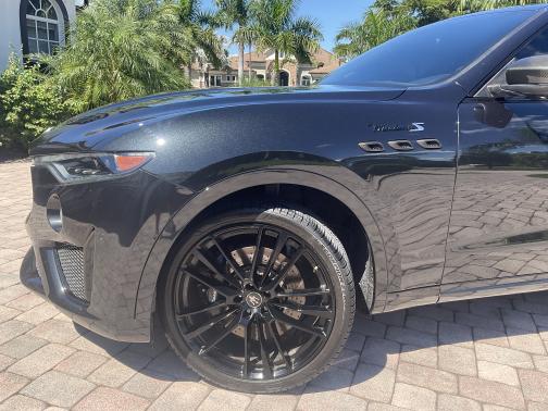 2022 Maserati Levante Modena S