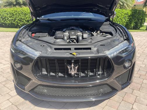 2022 Maserati Levante Modena S