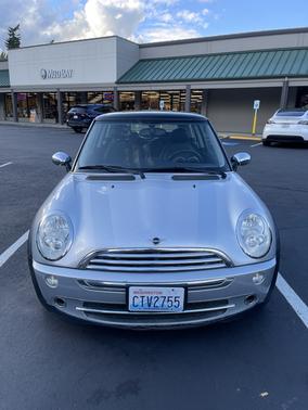 2006 MINI Cooper Base