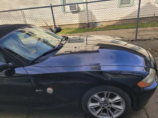 2004 BMW Z4 3.0i