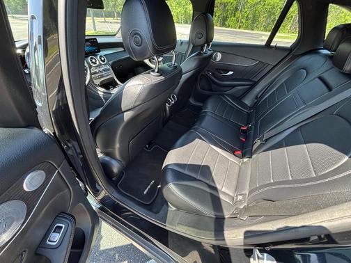 Black 2020 Mercedes-Benz GLC 300 4MATIC