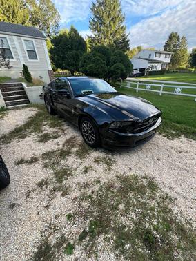 Black 2014 Ford Mustang V6