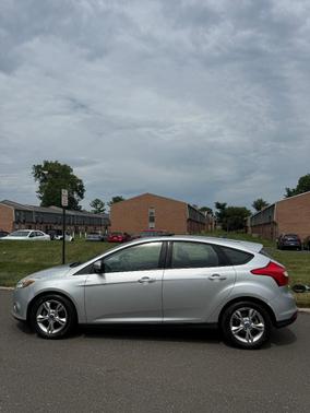 Silver 2012 Ford Focus SE