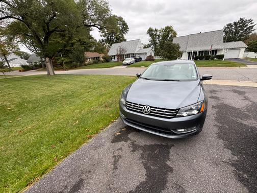 2014 Volkswagen Passat 2.0L TDI SEL Premium