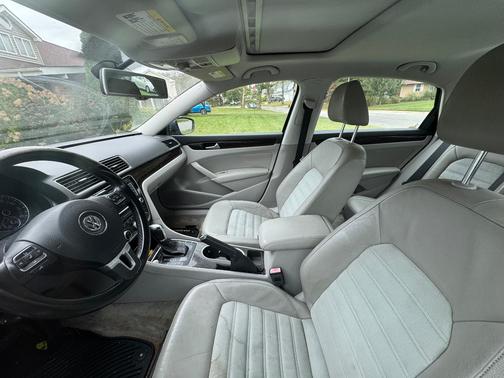 2014 Volkswagen Passat 2.0L TDI SEL Premium