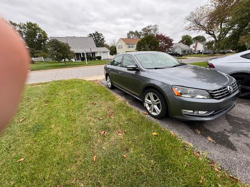 2014 Volkswagen Passat 2.0L TDI SEL Premium