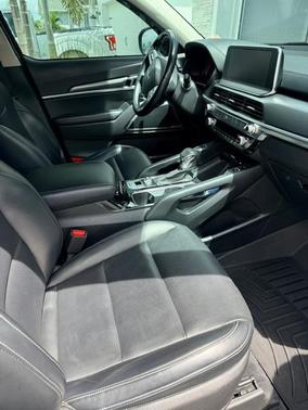 Gray 2022 Kia Telluride S