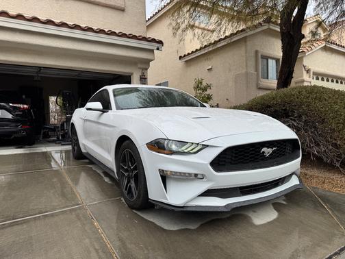 2019 Ford Mustang EcoBoost Premium
