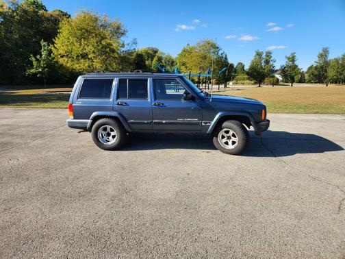 2001 Jeep Cherokee Sport 4WD