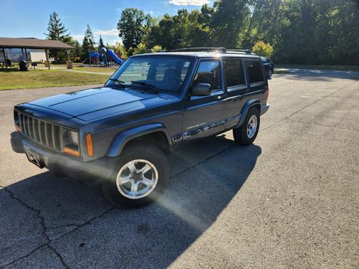 2001 Jeep Cherokee Sport 4WD