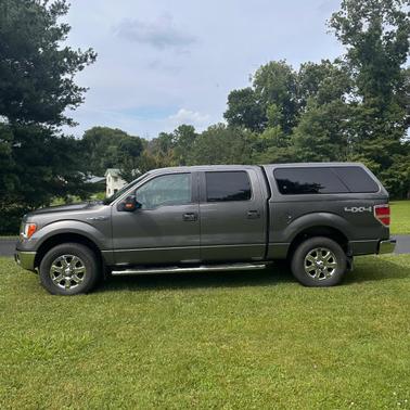 Gray 2013 Ford F-150 XLT