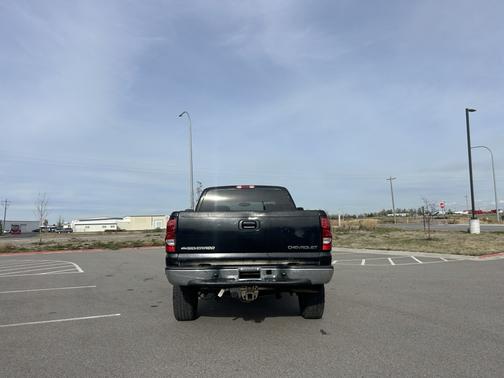 Black 2003 Chevrolet Silverado 2500 LS H/D Extended Cab