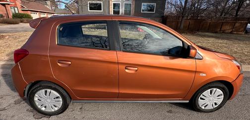 2017 Mitsubishi Mirage ES