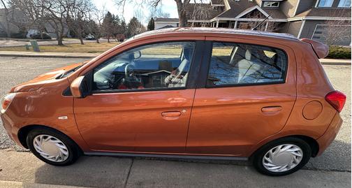 2017 Mitsubishi Mirage ES