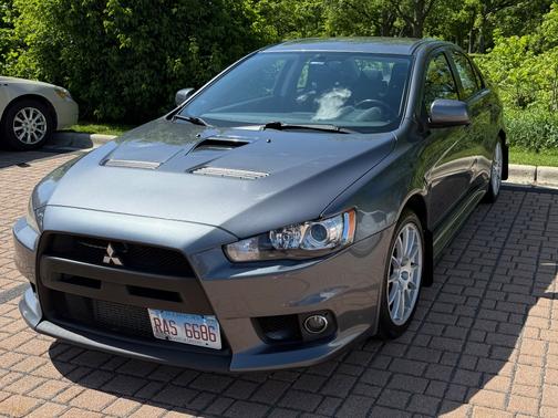 2010 Mitsubishi Lancer Evolution SE