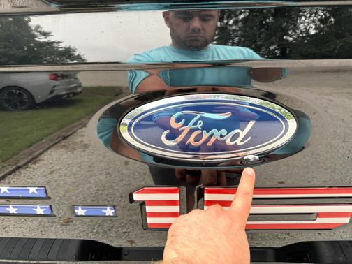 Black 2022 Ford F-150 XLT