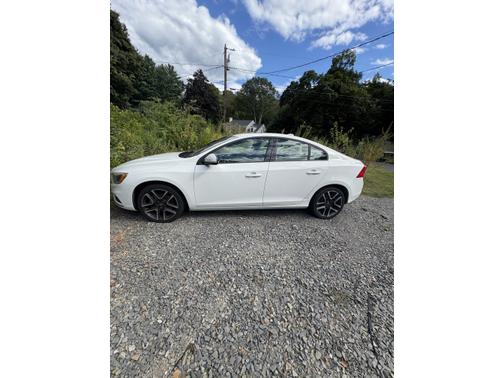 2018 Volvo S60 T5 Dynamic