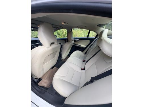 2018 Volvo S60 T5 Dynamic