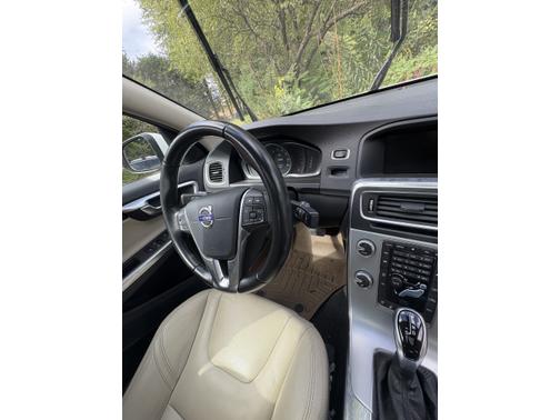 2018 Volvo S60 T5 Dynamic