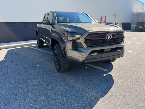 2024 Toyota Tacoma TRD Off Road