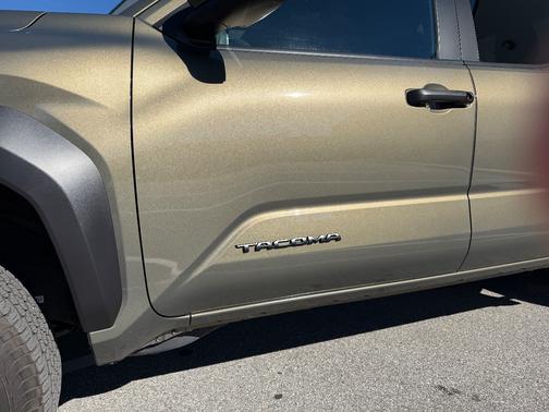 2024 Toyota Tacoma TRD Off Road