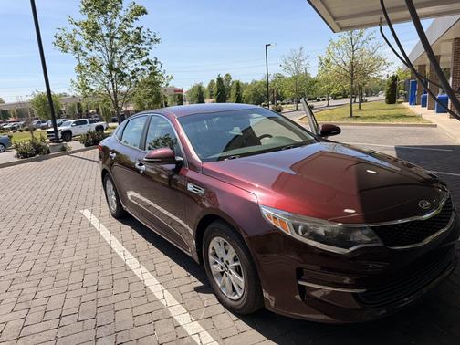 2017 Kia Optima LX