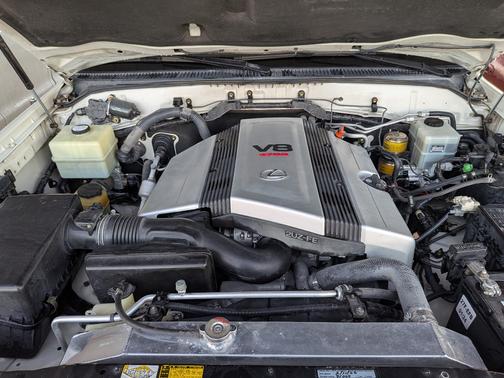 1999 Lexus LX 470 Base