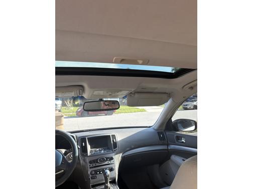 2011 INFINITI G37 Journey