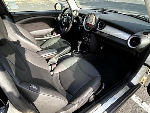 2013 MINI Hardtop Cooper