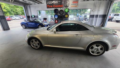 2005 Lexus SC 430 Base