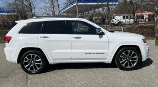 White 2018 Jeep Grand Cherokee Overland