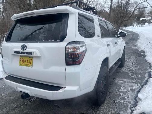 2022 Toyota 4Runner SR5 Premium