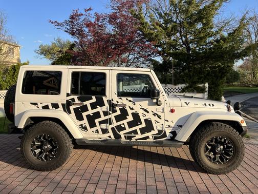 2014 Jeep Wrangler Unlimited Altitude