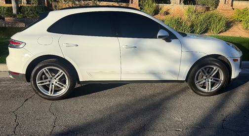 2021 Porsche Macan Macan S