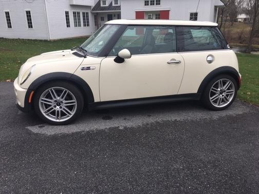 White 2005 MINI Cooper S Base