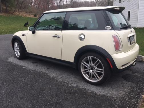 White 2005 MINI Cooper S Base