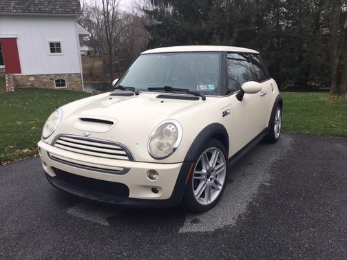 White 2005 MINI Cooper S Base
