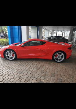 Red 2020 Chevrolet Corvette Stingray w/2LT