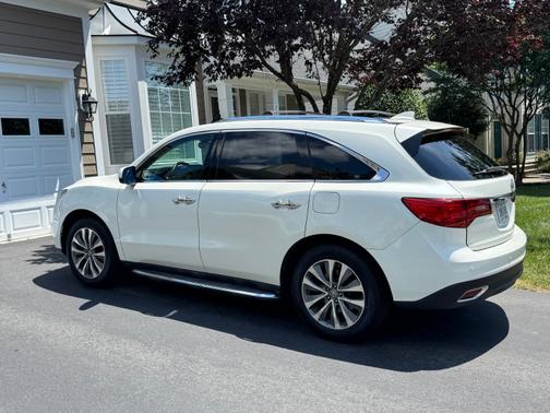 2016 Acura MDX 3.5L w/Technology Package