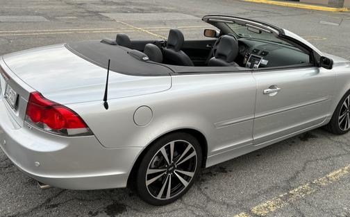 Silver 2007 Volvo C70 Base