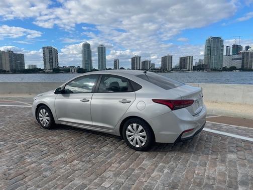 2019 Hyundai Accent SE
