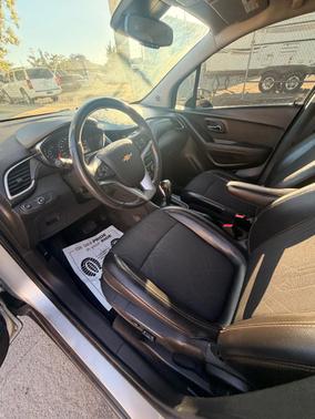 Silver 2019 Chevrolet Trax LT